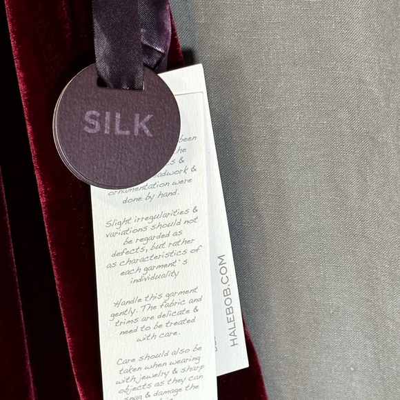 NWT Hale Bob Natalie off shoulder Red Silk blend velvet top S - Picture 5 of 11